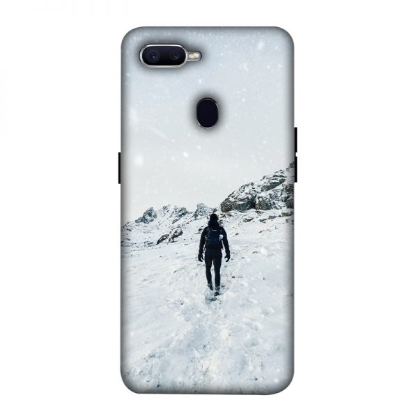 Trekker in Snow Oppo F9 Pro Mobile Cover